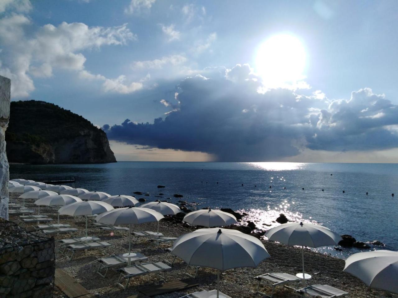La Casa E Il Mare, Private Bay Hotel Mattinata Exterior foto